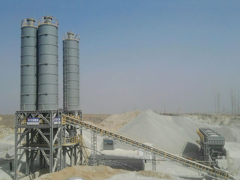 Apa bedane tanduran lemah sing stabil lan tanduran sing dicampur beton?
